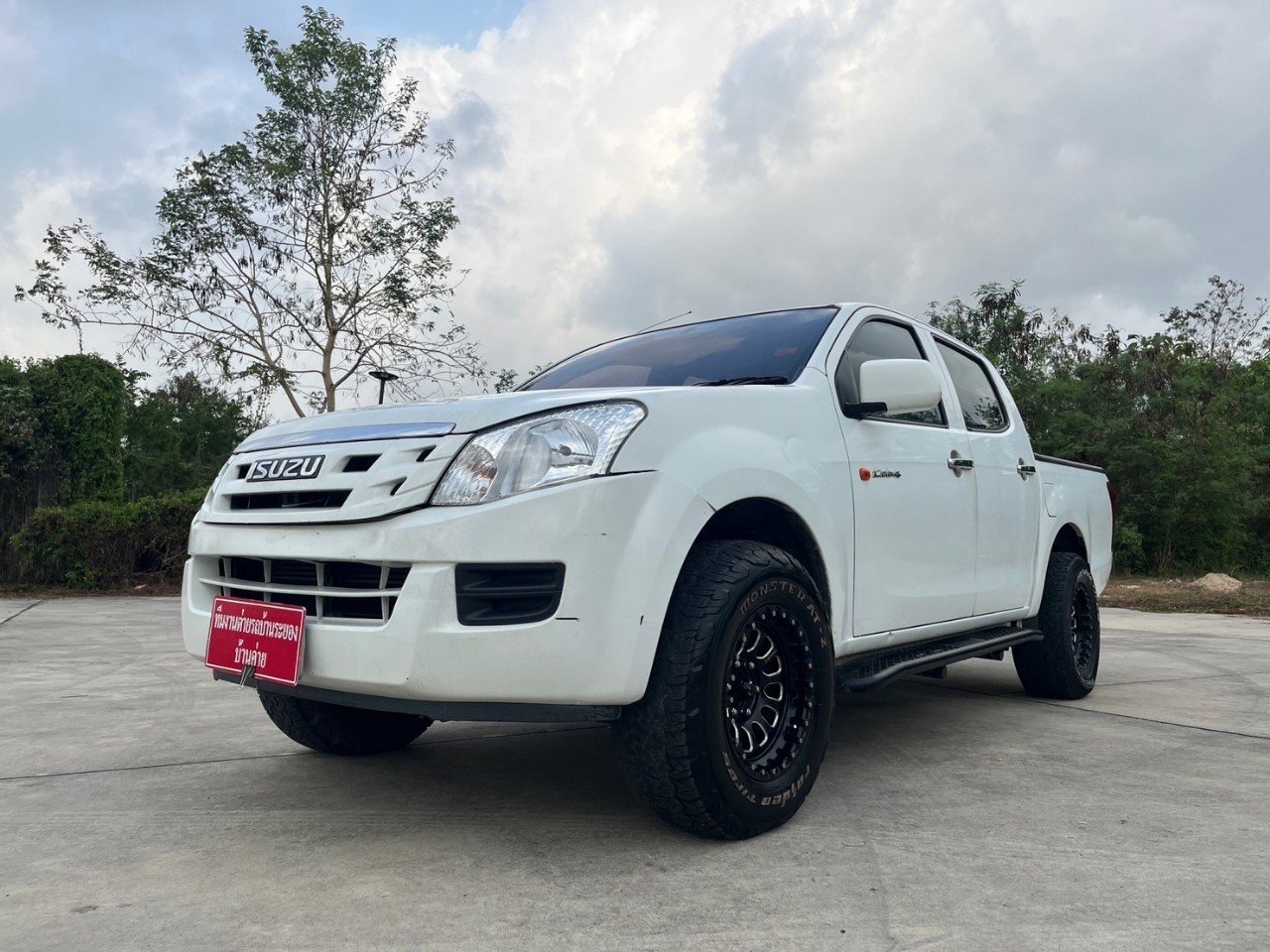 2014 Isuzu D-Max Hi-Lander (4 ประตู) สีขาว (รูปที่ 5)