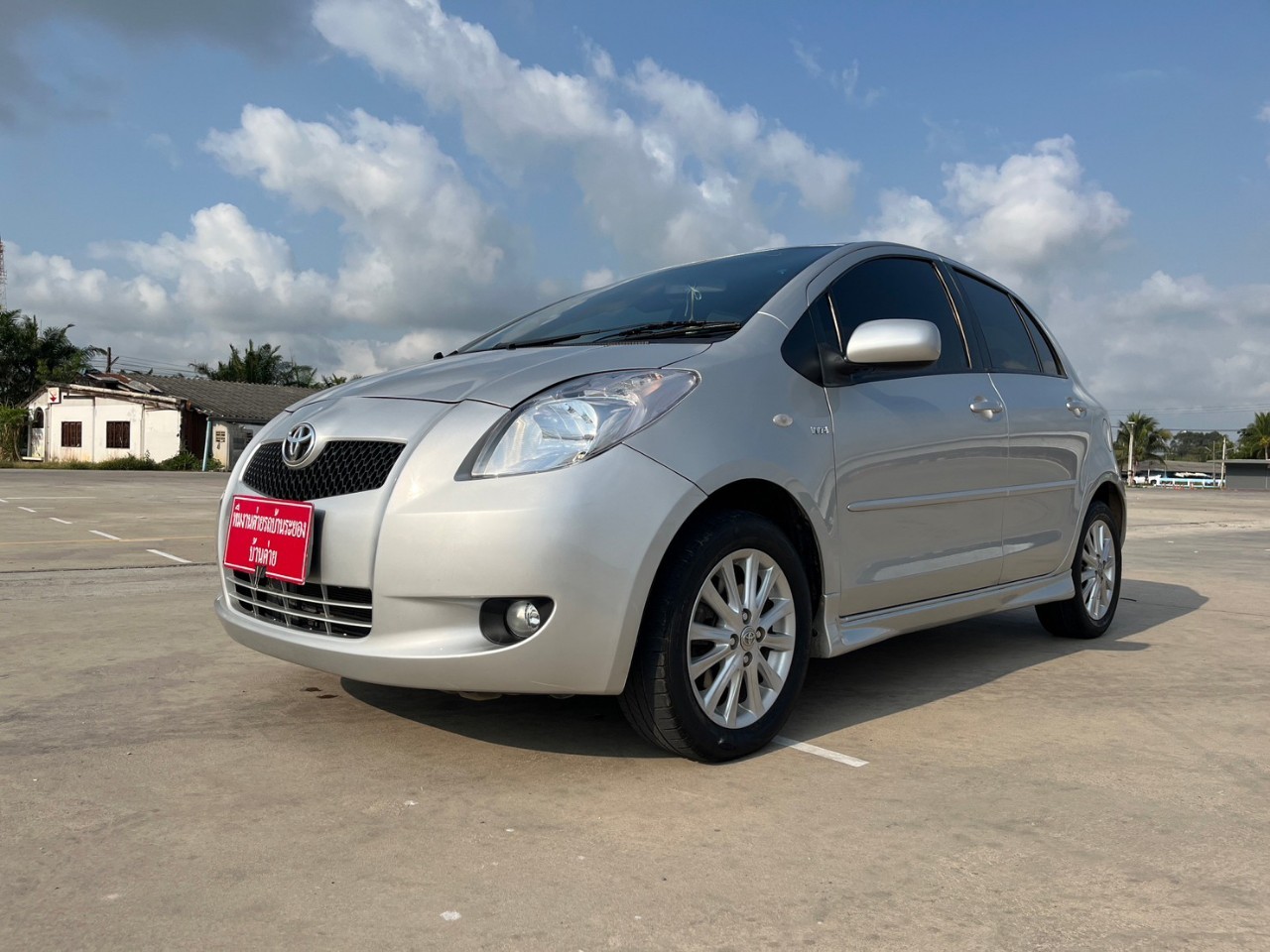 2006 Toyota Yaris สีขาว (รูปที่ 3)