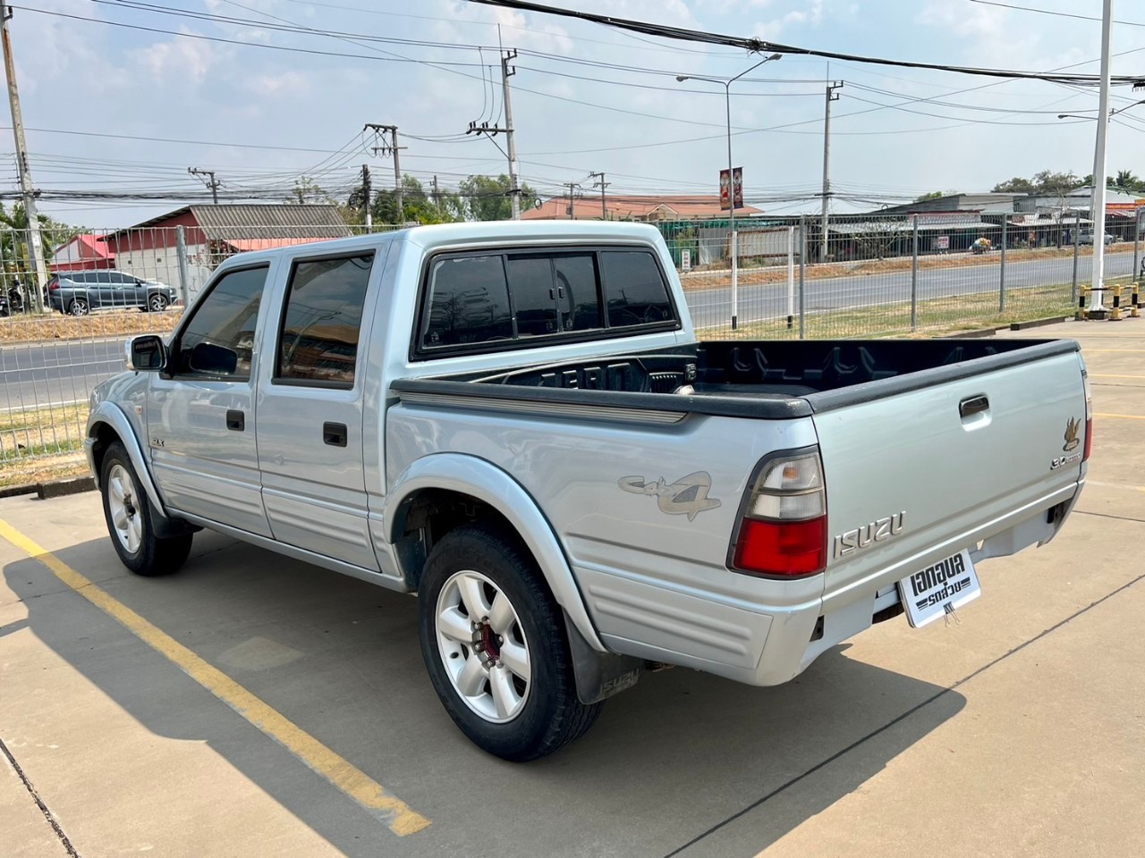 2001 Isuzu DRAGON POWER CAB4 SLX สีเทา (รูปที่ 2)