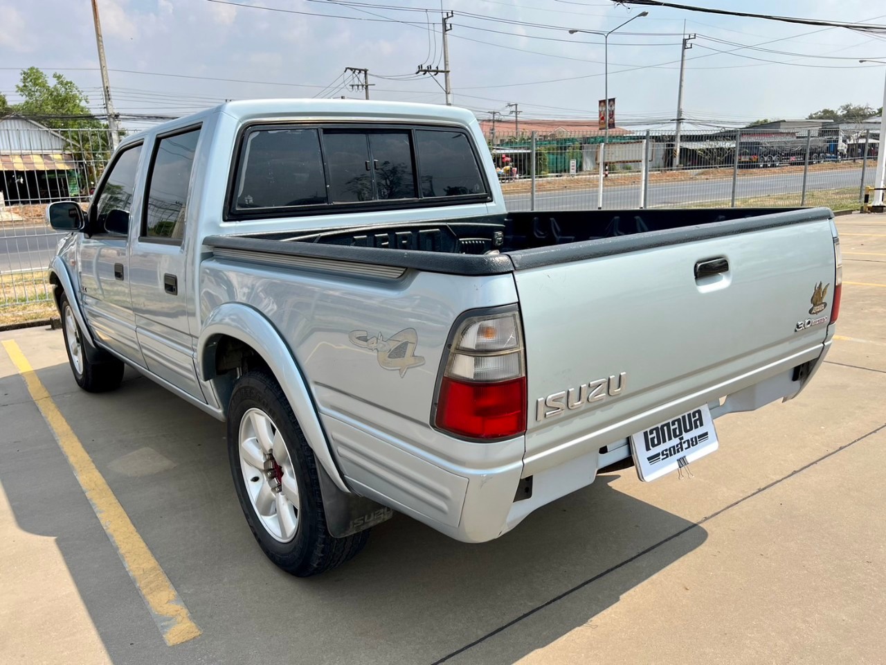 2001 Isuzu DRAGON POWER CAB4 SLX สีเทา (รูปที่ 8)