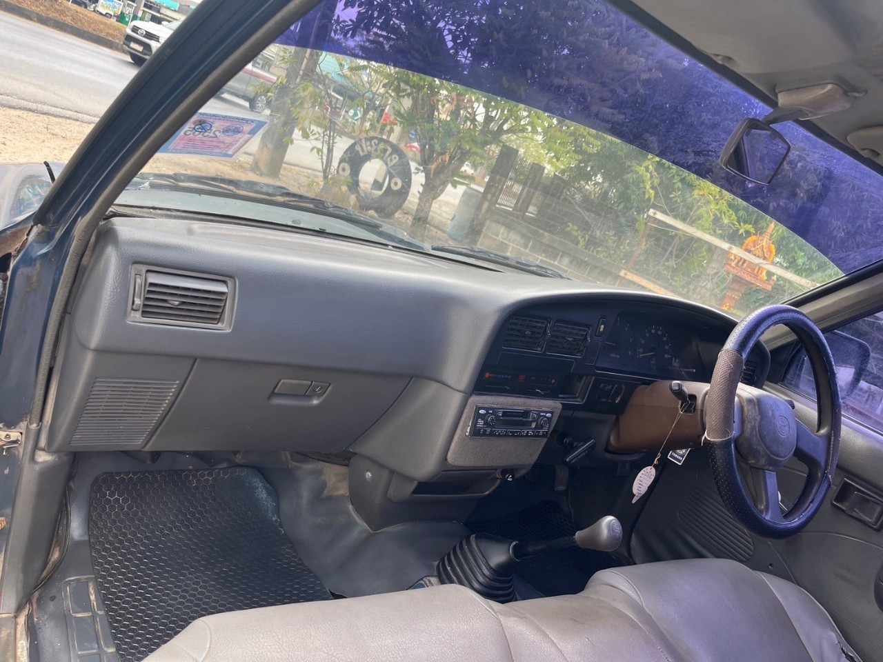 1994 Toyota Mighty 2.5X สีน้ำเงิน (รูปที่ 9)