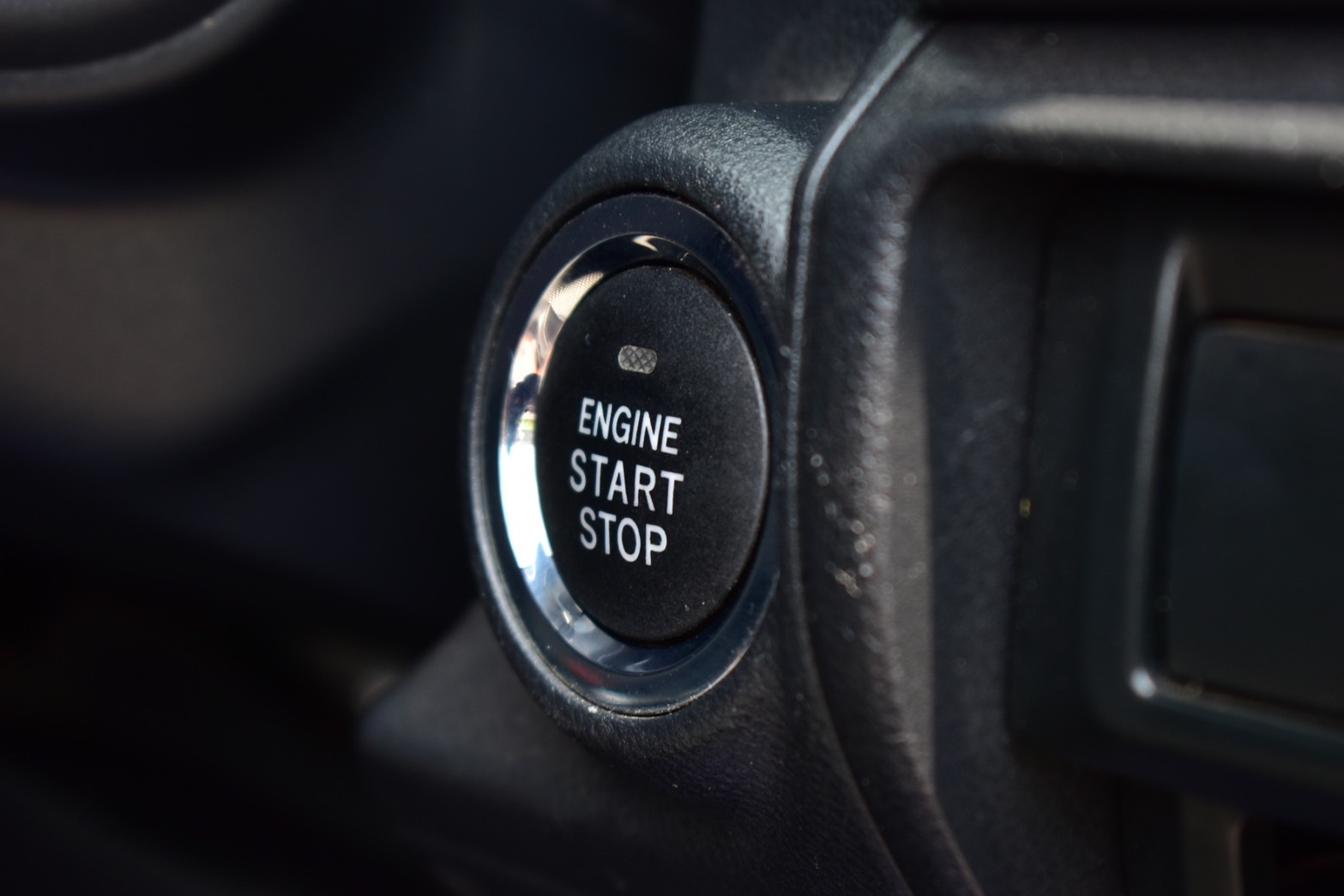 Subaru xv 2.0i-p AWD (ขับ4) เครื่องยนต์ เบนซิน เกียร์ออโต้ ปี 2019 สีส้ม ไมล์ 51,xxx กม. (รูปที่ 18)