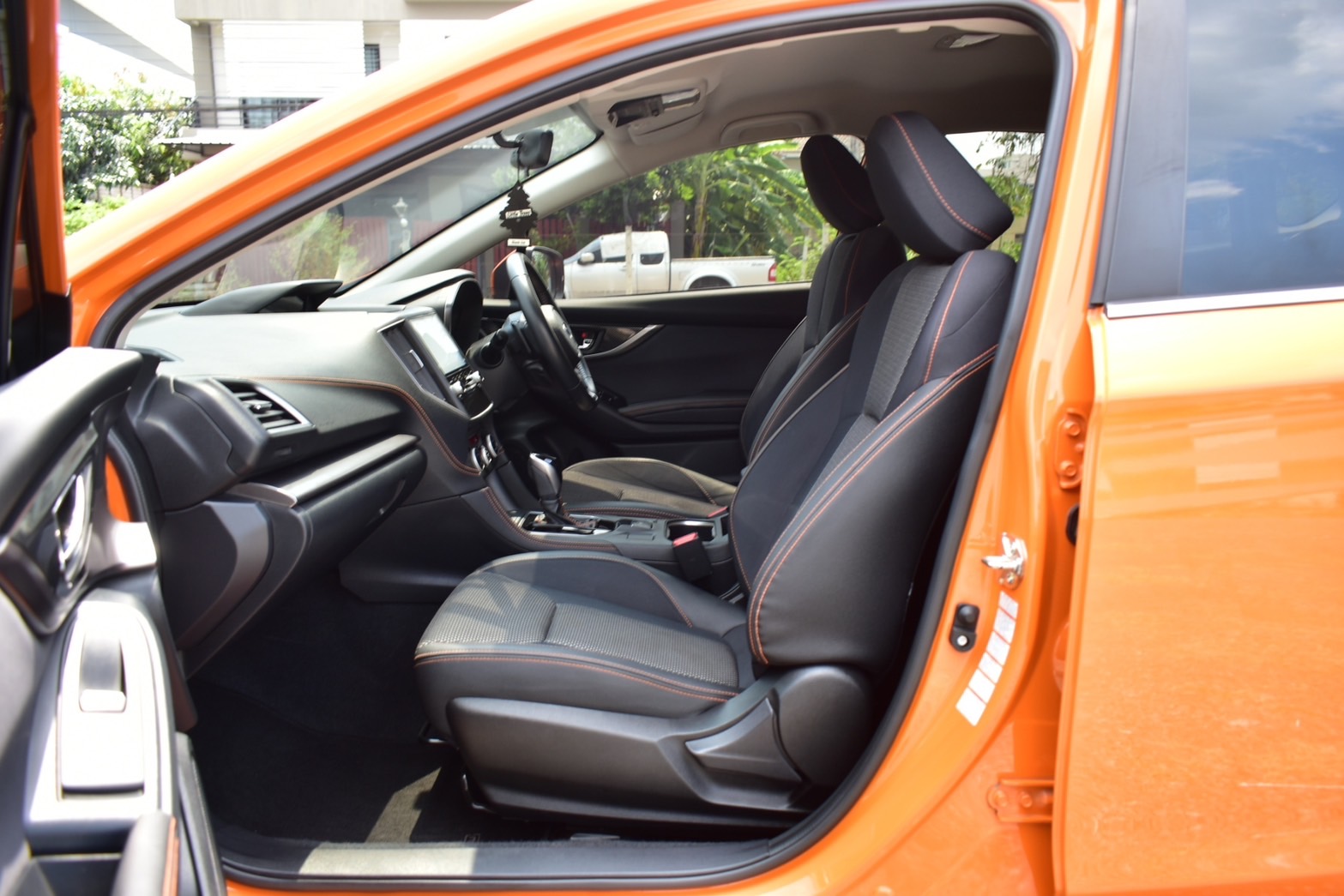 Subaru xv 2.0i-p AWD (ขับ4) เครื่องยนต์ เบนซิน เกียร์ออโต้ ปี 2019 สีส้ม ไมล์ 51,xxx กม. (รูปที่ 21)