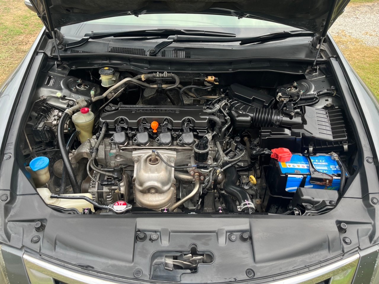 2008 Honda Accord Gen 8 สีเทา (รูปที่ 2)