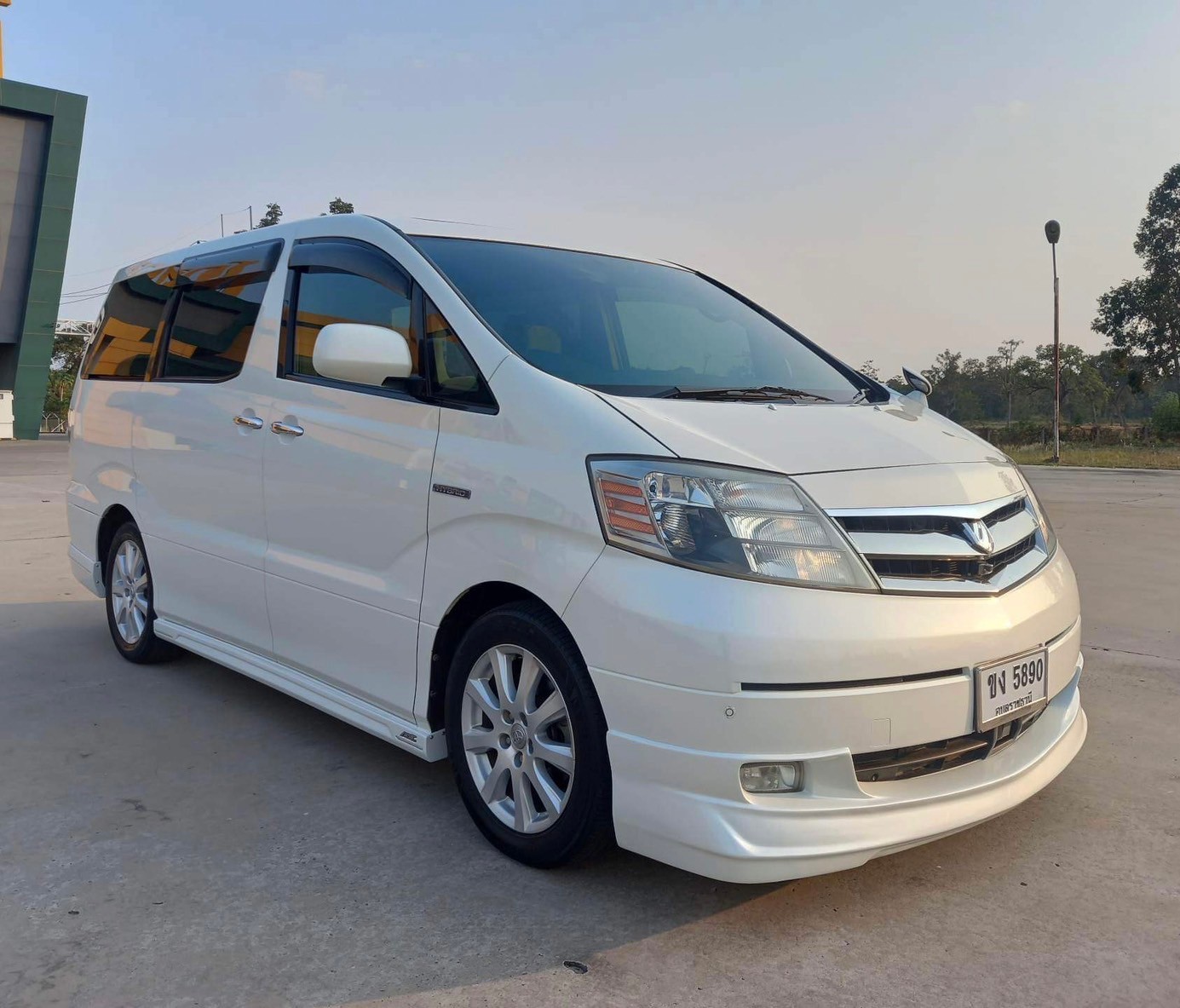 2006 Toyota Alphard สีขาว