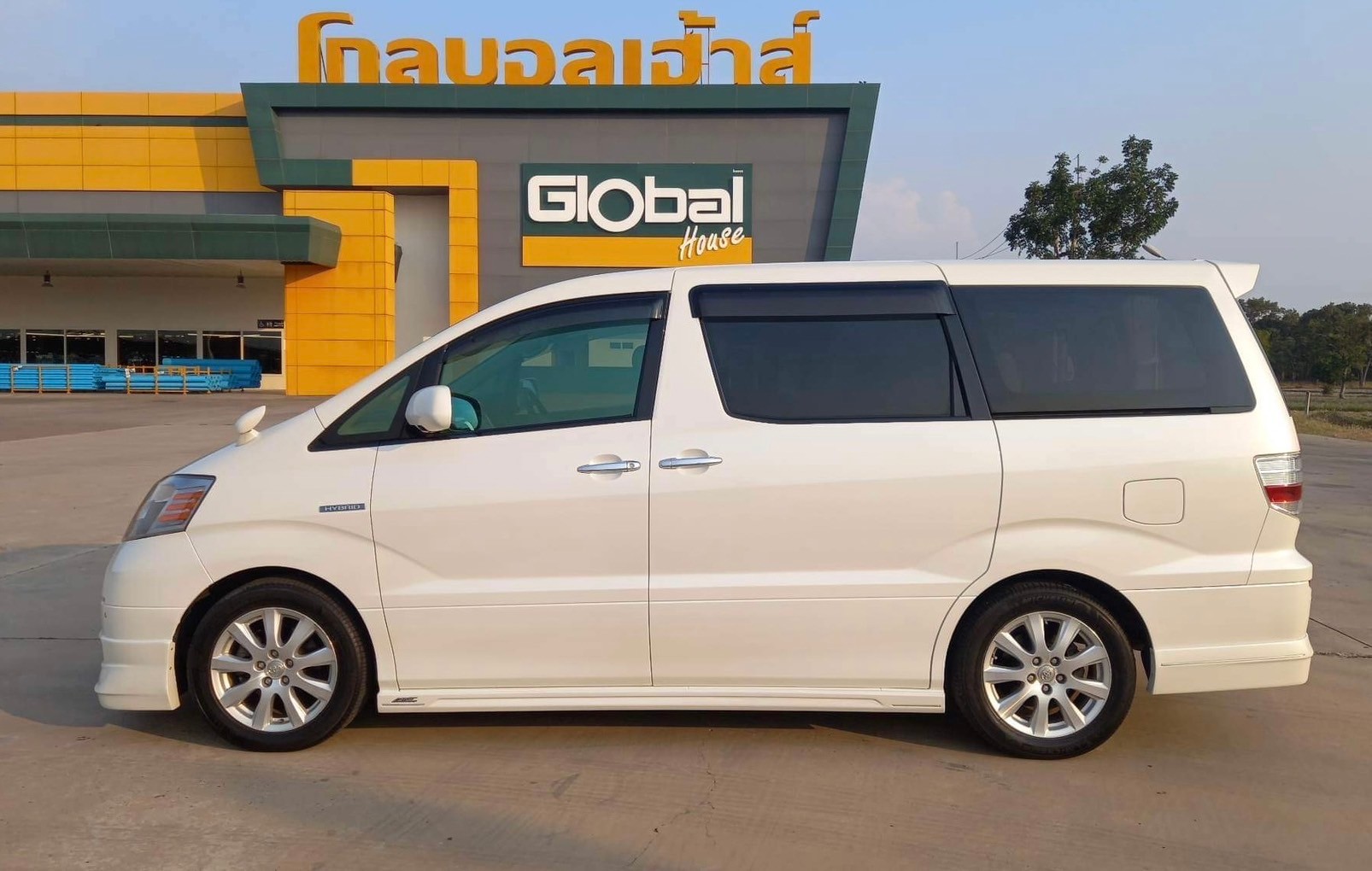 2006 Toyota Alphard สีขาว (รูปที่ 12)