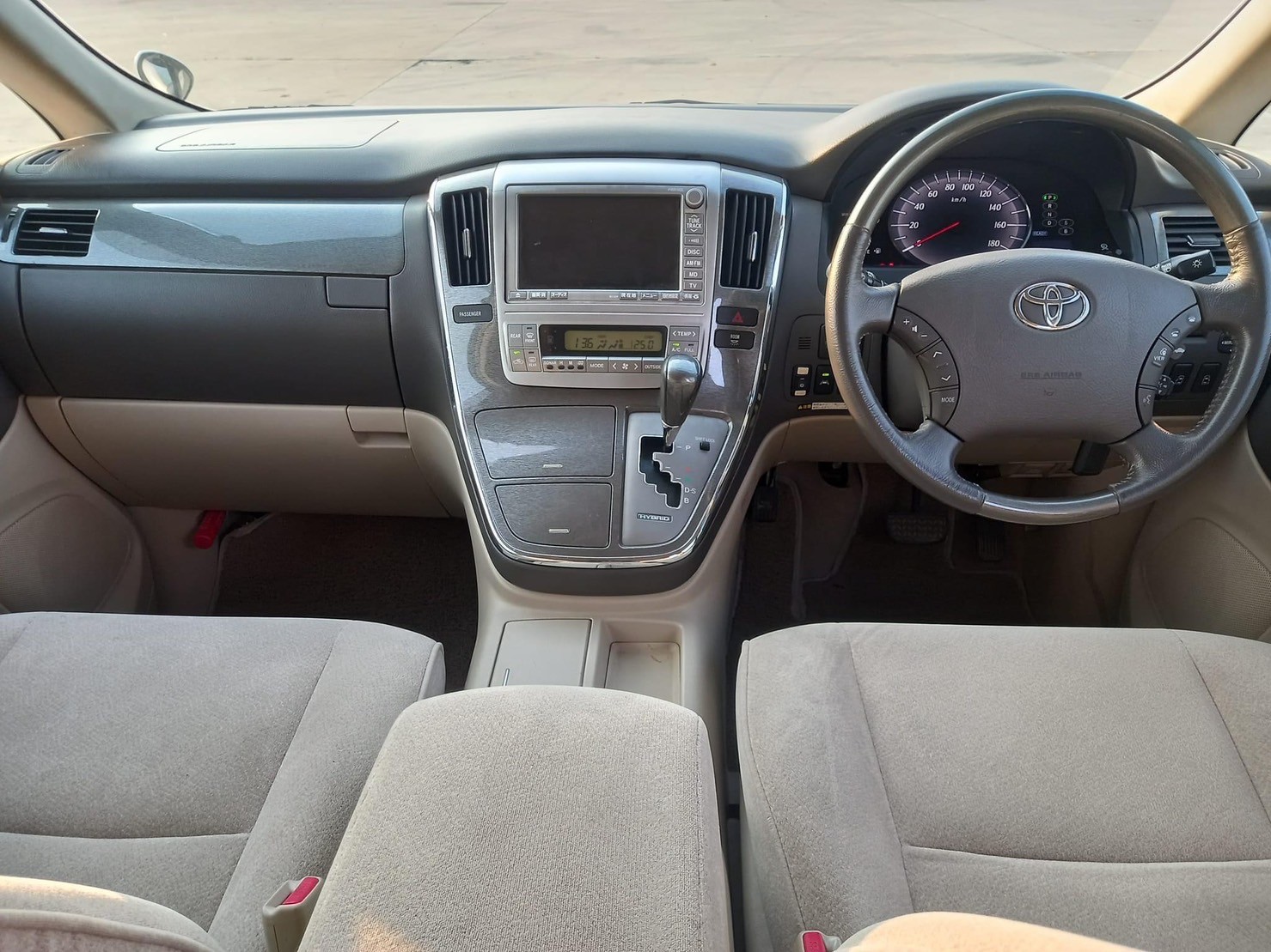 2006 Toyota Alphard สีขาว (รูปที่ 7)