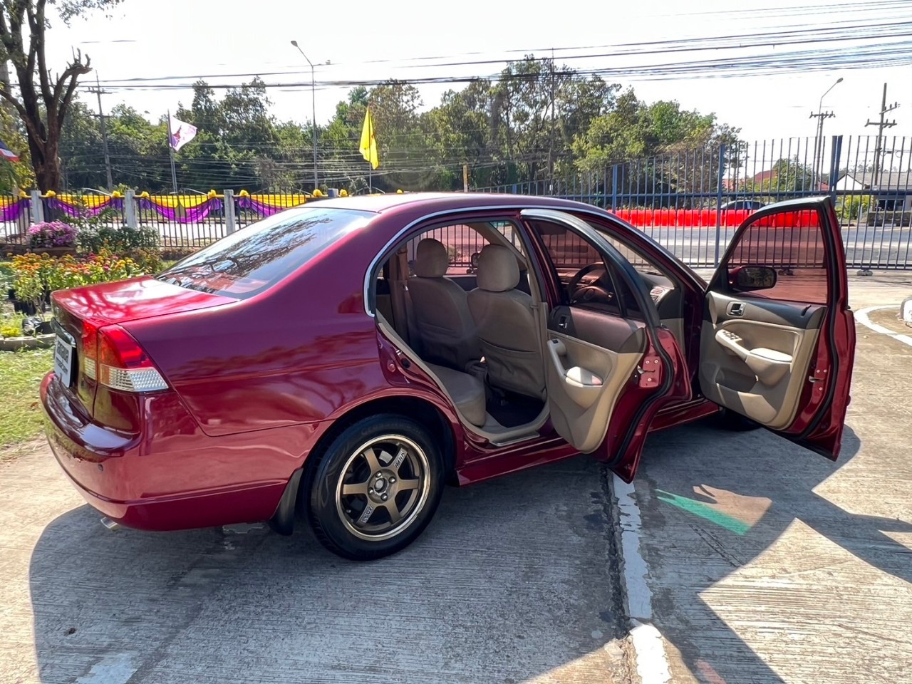 2004 Honda Civic ES (Dimension) สีแดง (รูปที่ 10)