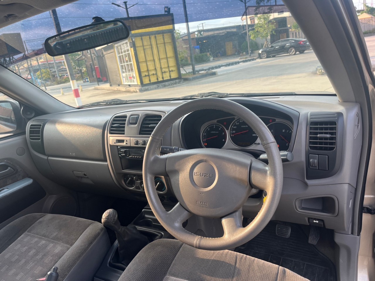 2002 Isuzu D-Max Space Cab สีน้ำตาล (รูปที่ 9)