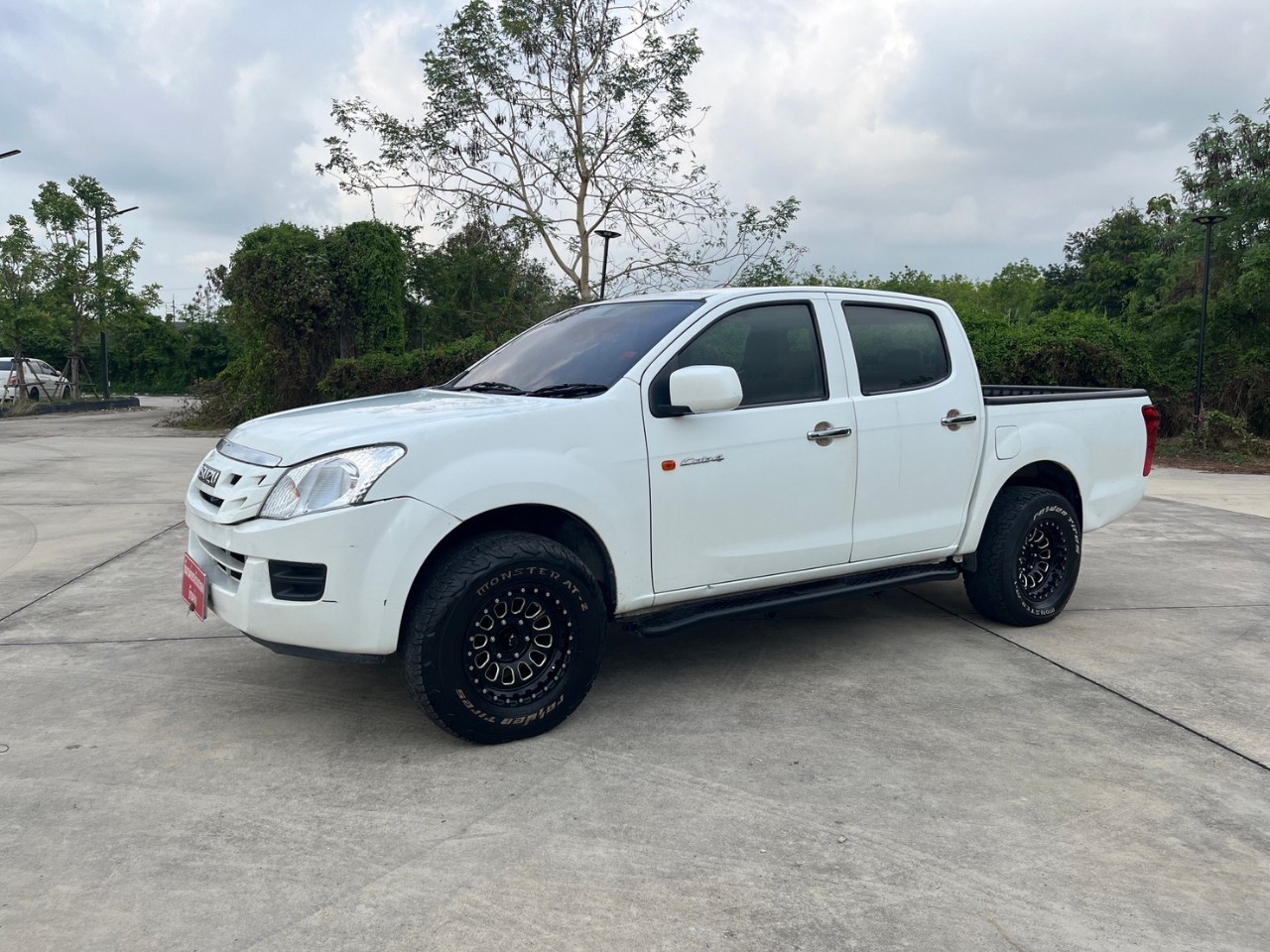 2014 Isuzu D-Max CAB4 สีขาว (รูปที่ 18)