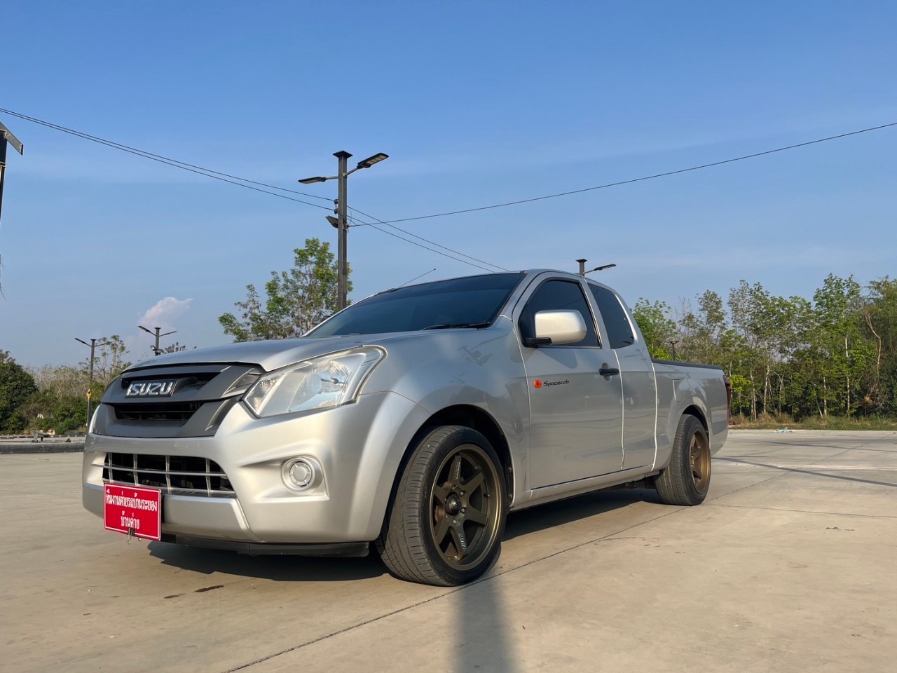 2016 Isuzu D-Max Space Cab สีเงิน (รูปที่ 20)