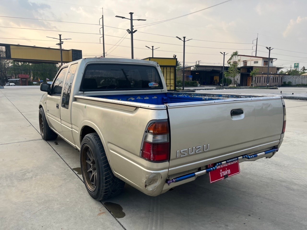 1997 Isuzu DRAGON POWER CAB4 SLX สีน้ำตาล (รูปที่ 4)
