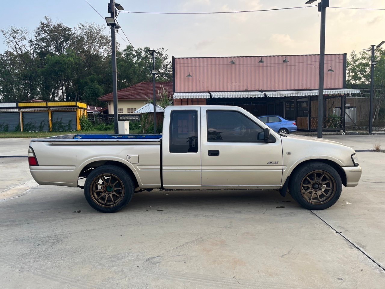 1997 Isuzu DRAGON POWER CAB4 SLX สีน้ำตาล (รูปที่ 12)