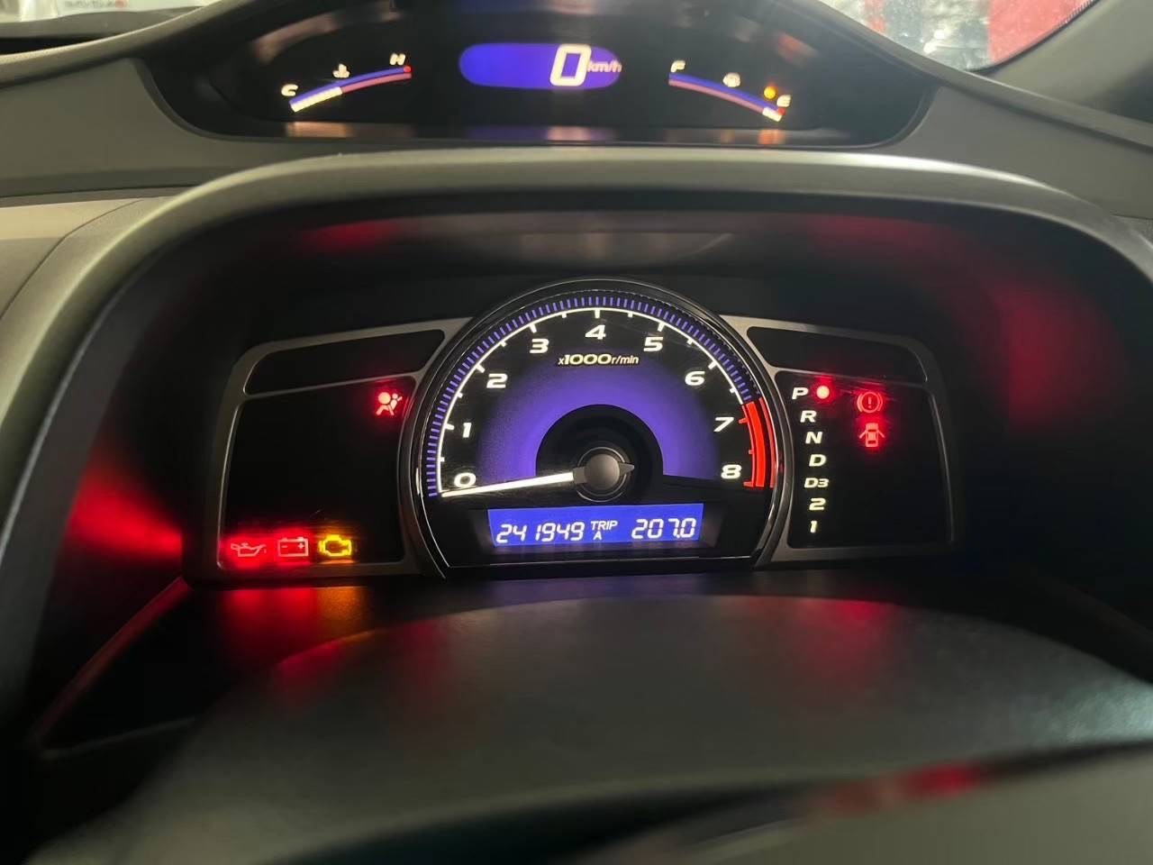 2008 Honda Civic FD สีเงิน (รูปที่ 2)