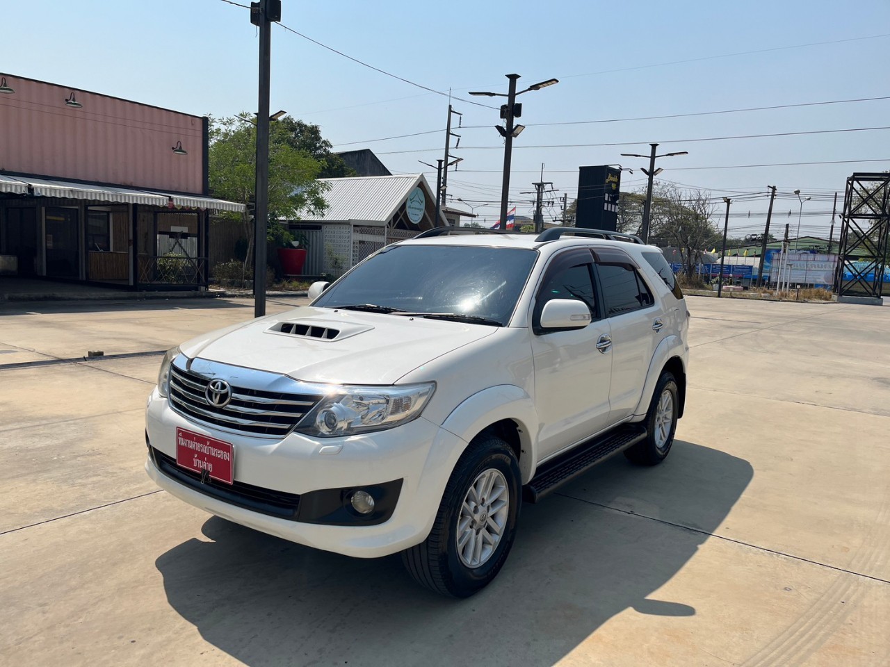 2012 Toyota Fortuner สีขาว