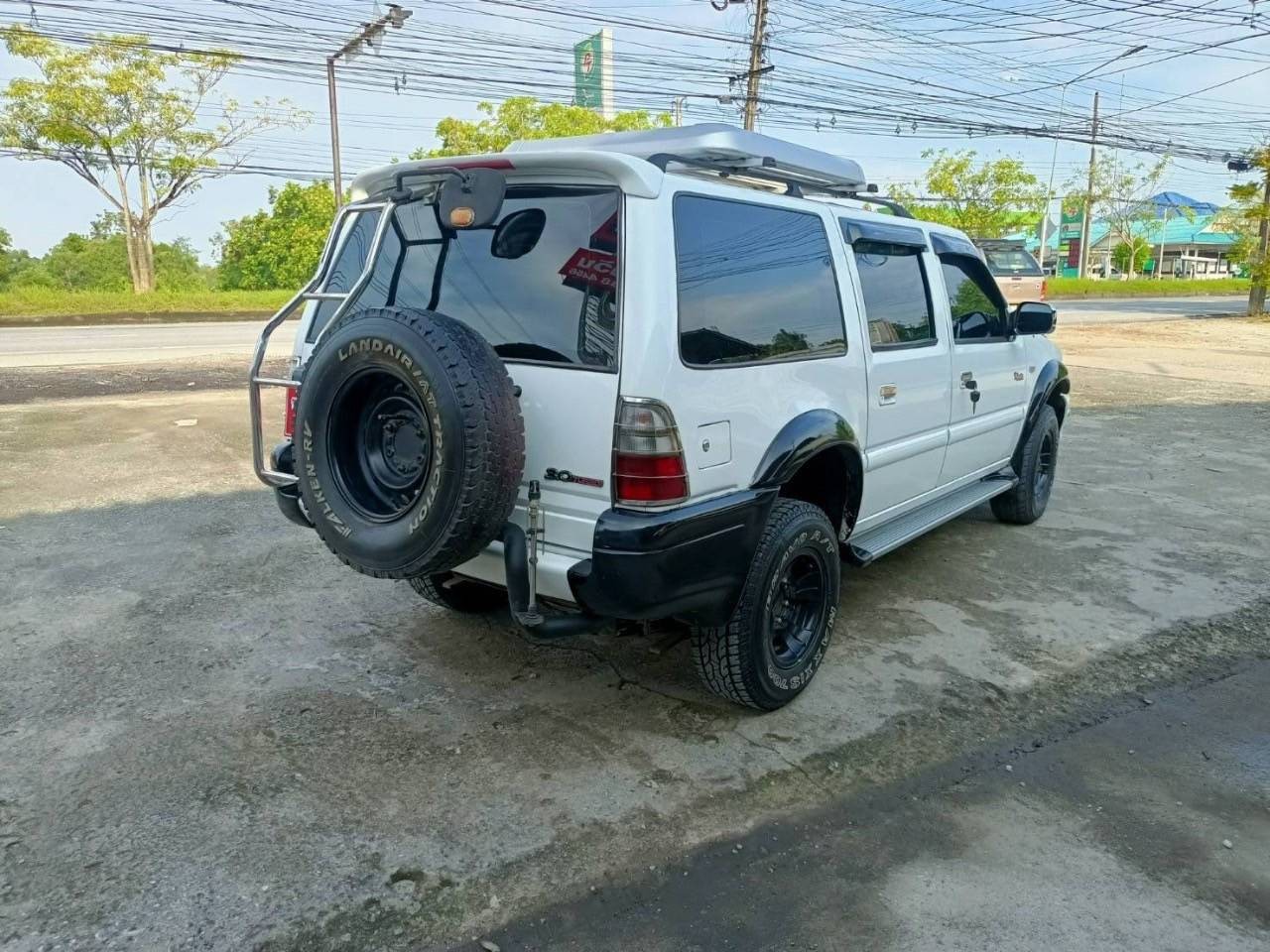 2001 Isuzu Grand Adventure 3.0 4WD สีขาว (รูปที่ 15)