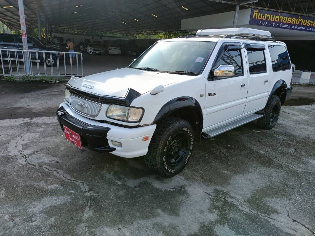2001 Isuzu Grand Adventure 3.0 4WD สีขาว (รูปที่ 19)