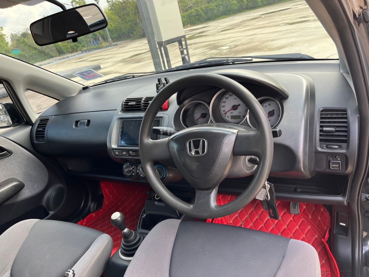 2006 Honda Jazz GD สีดำ (รูปที่ 17)