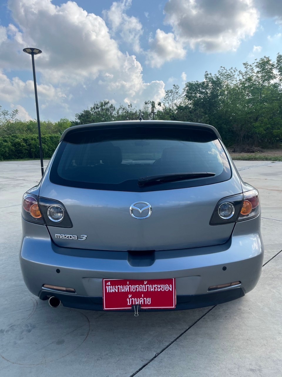 2005 Mazda 3 สีเทา (รูปที่ 13)