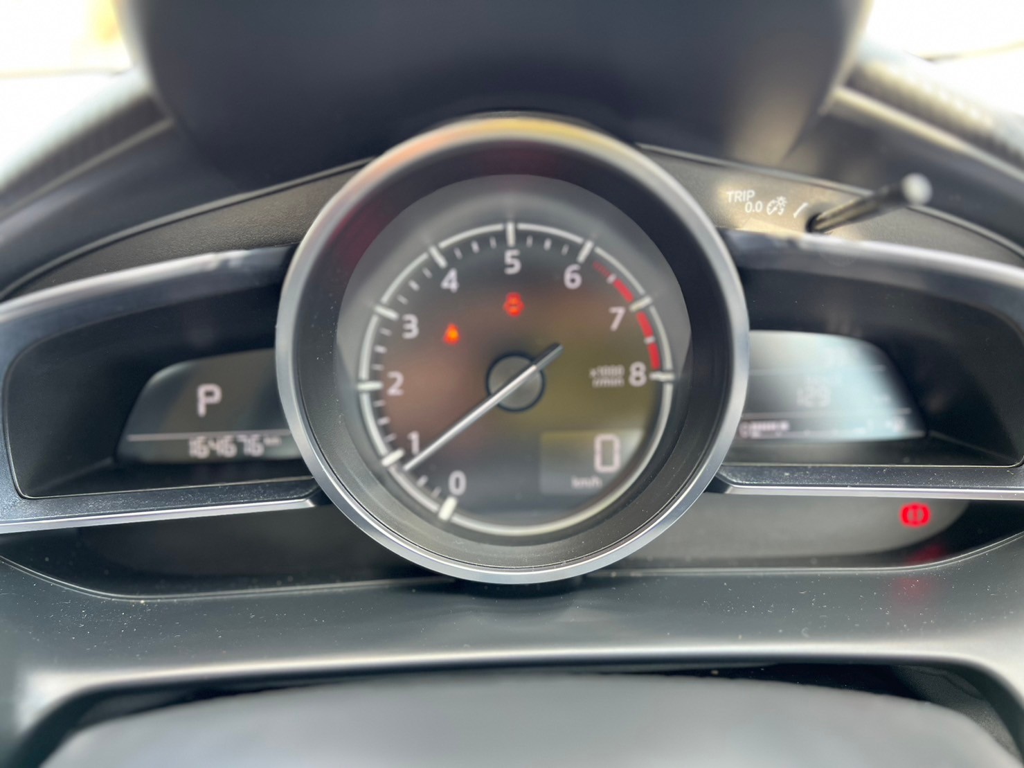 2019 Mazda 3 Sedan สีขาว (รูปที่ 4)