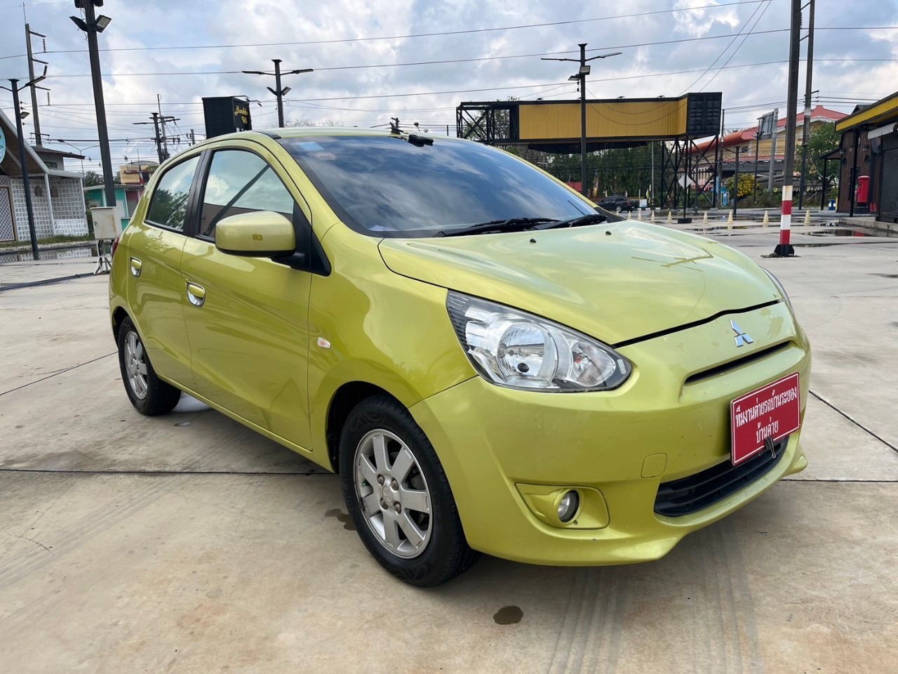 2012 Mitsubishi Mirage สีเขียว (รูปที่ 10)
