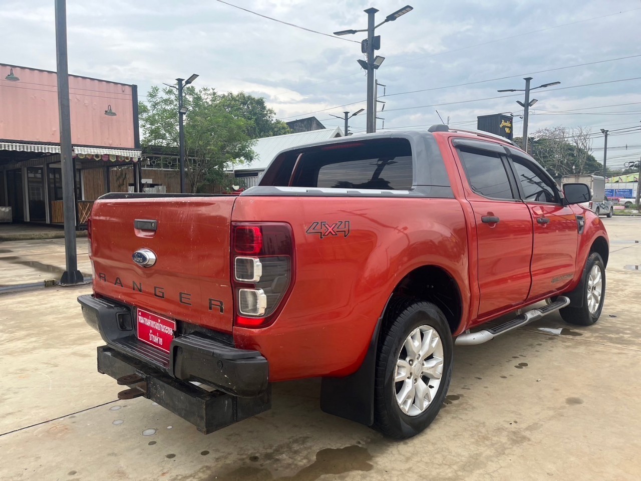 2012 Ford Ranger 4 ประตู สีแดง