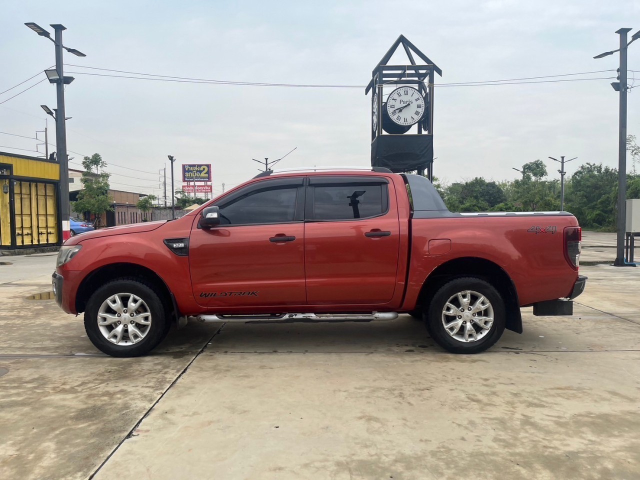 2012 Ford Ranger 4 ประตู สีแดง