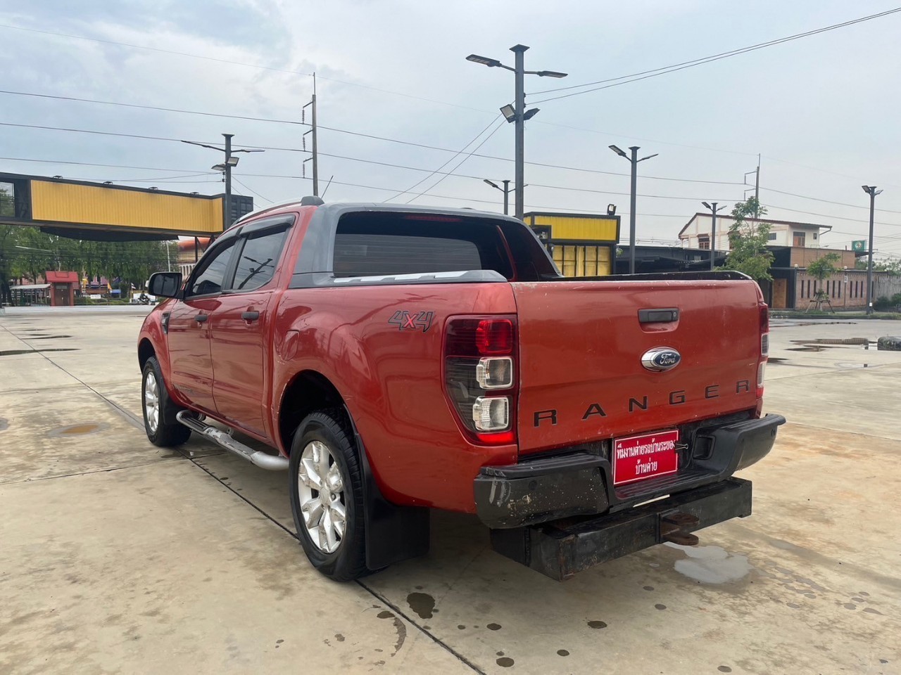 2012 Ford Ranger 4 ประตู สีแดง