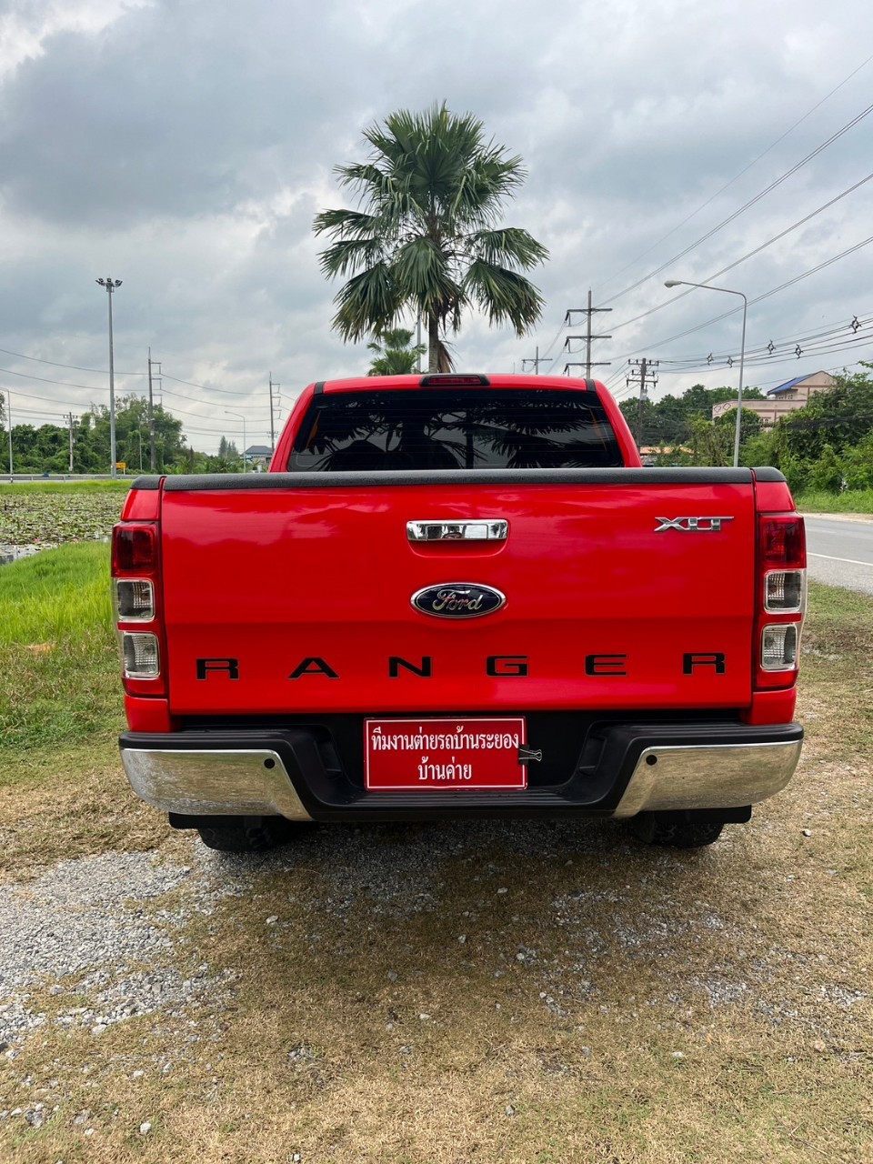 2013 Ford Ranger 4 ประตู สีแดง