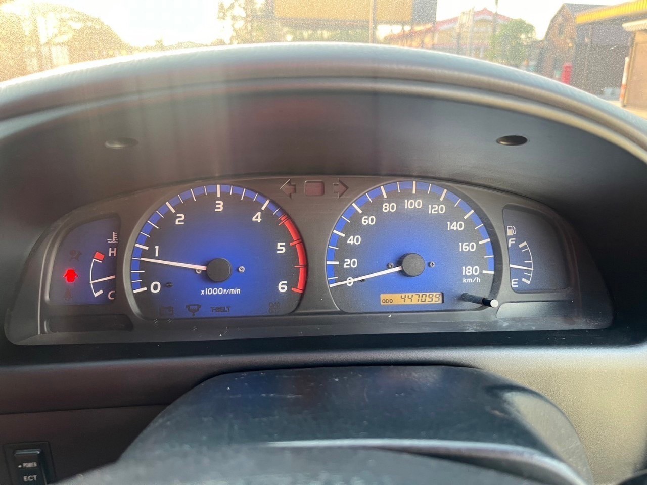 2002 Toyota Tiger SR 2.5 สีน้ำเงิน (รูปที่ 4)
