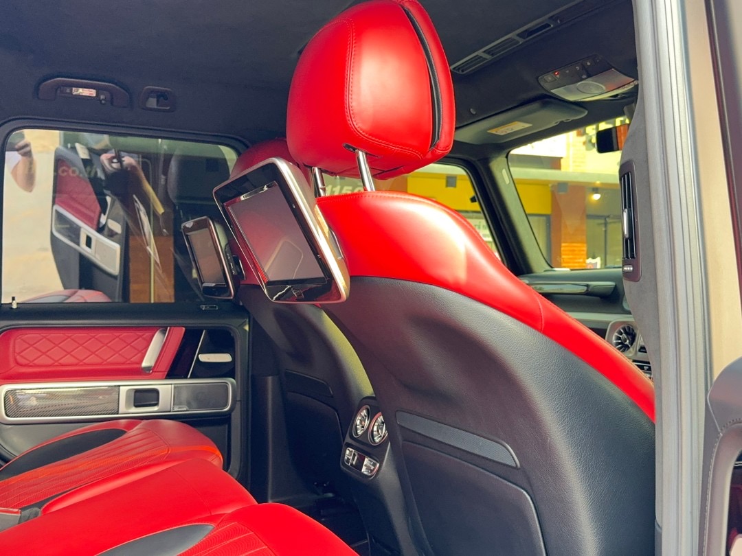 2020 Mercedes-Benz G-Class G 63 AMG สีเทา (รูปที่ 14)