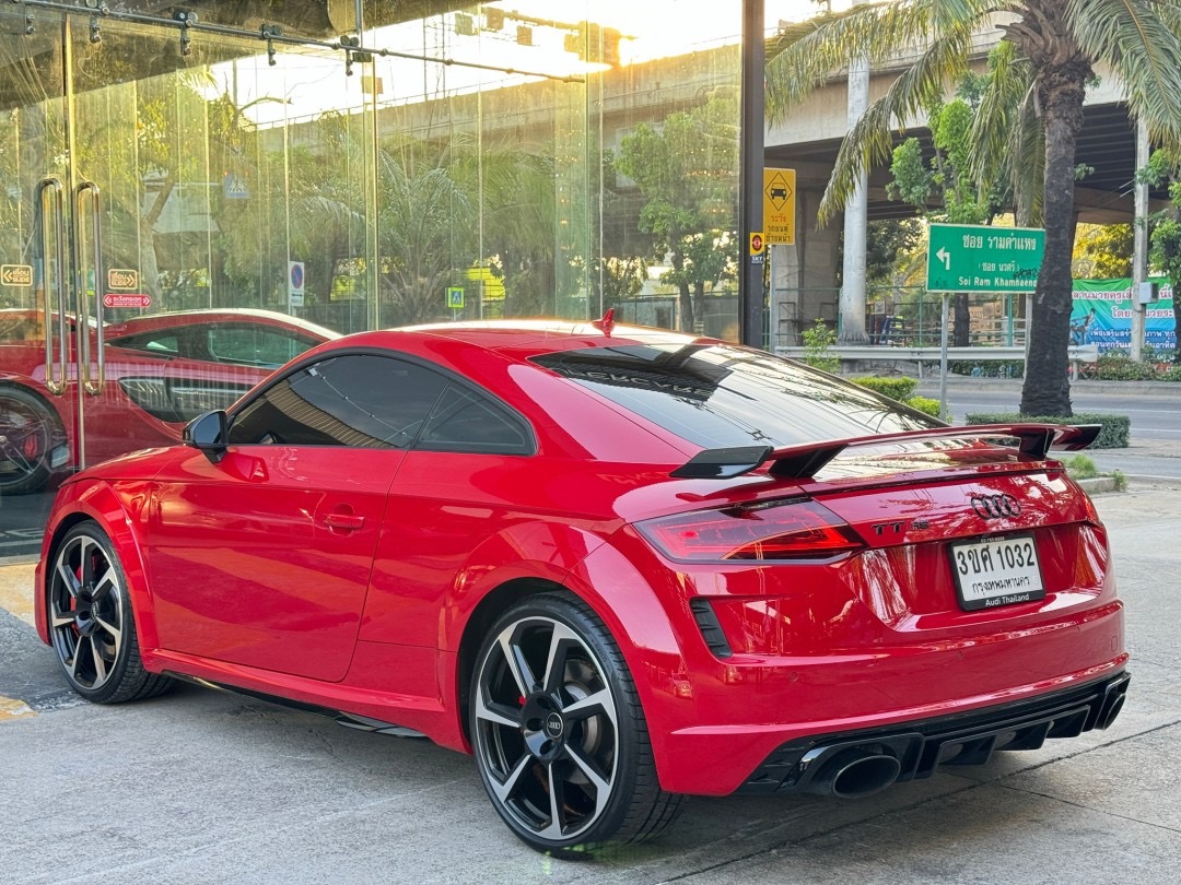 2020 Audi TTRS Quattro coupe สีแดง (รูปที่ 7)