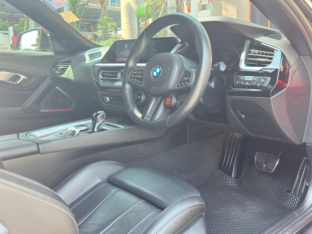 2020 BMW Z4 G29 สีแดง (รูปที่ 12)