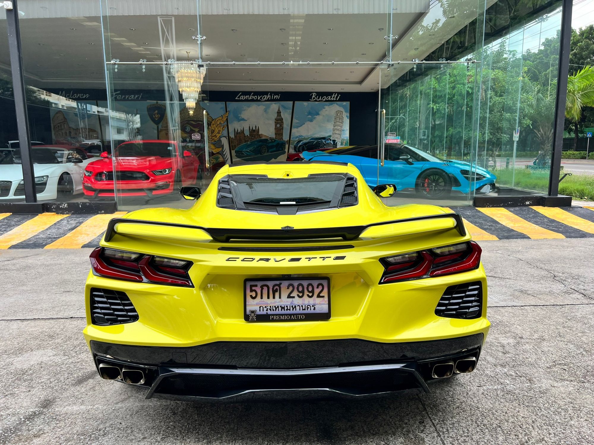2022 Chevrolet Stingray C8 Convert 3LT สีเหลือง (รูปที่ 6)