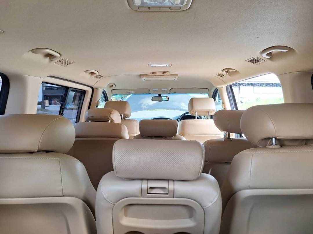 2018 Hyundai H-1 สีน้ำตาล (รูปที่ 4)