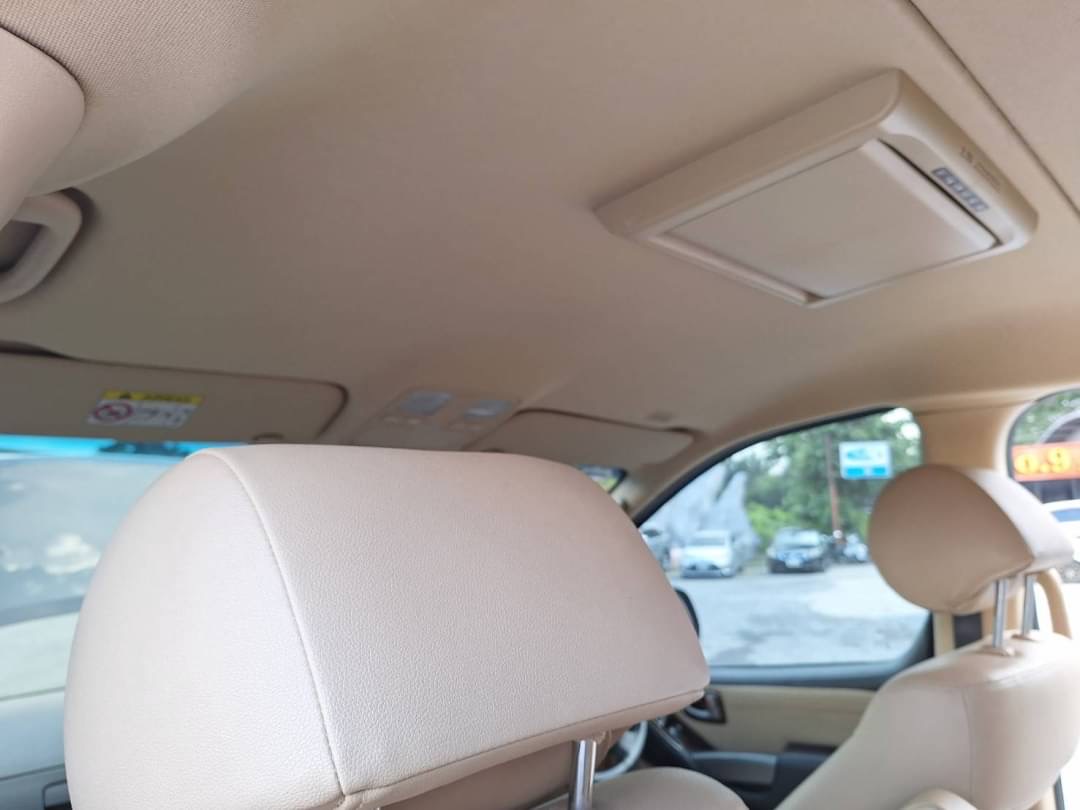 2018 Hyundai H-1 สีน้ำตาล (รูปที่ 6)