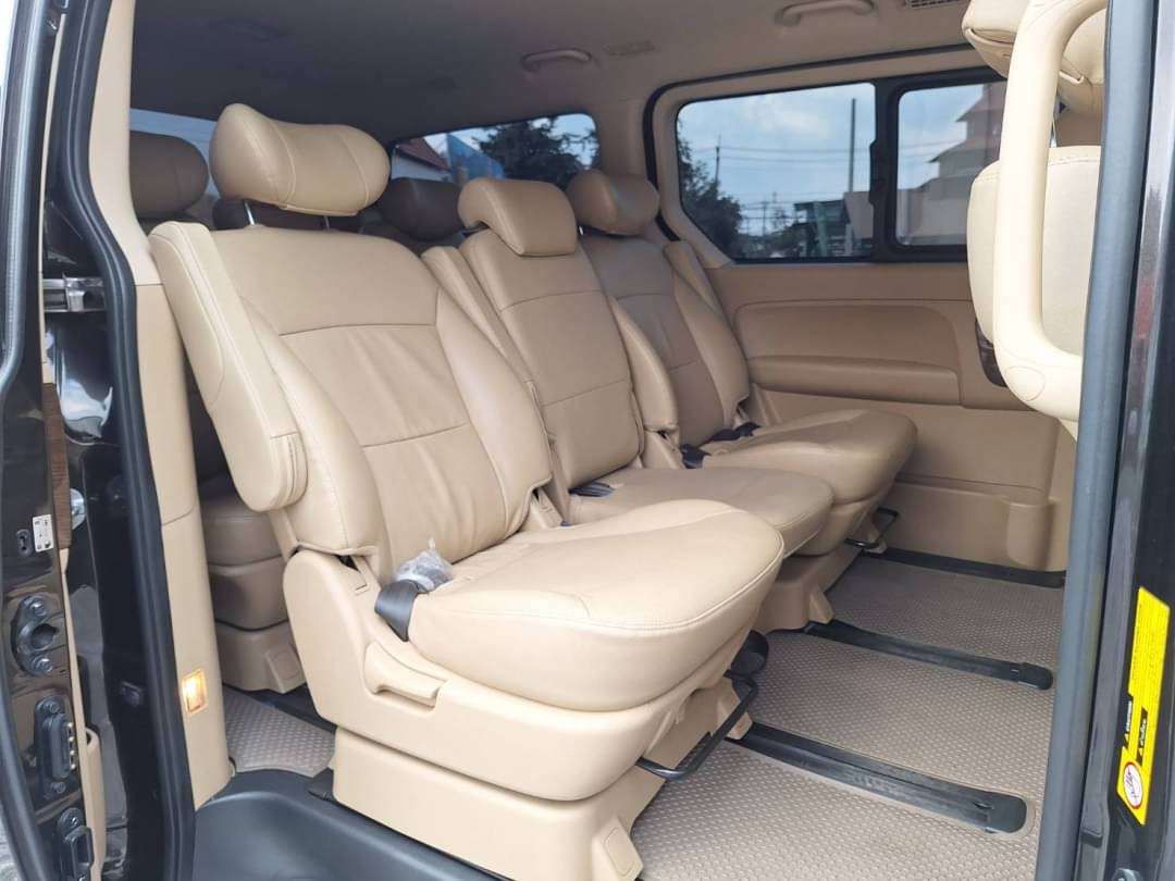 2018 Hyundai H-1 สีน้ำตาล (รูปที่ 7)