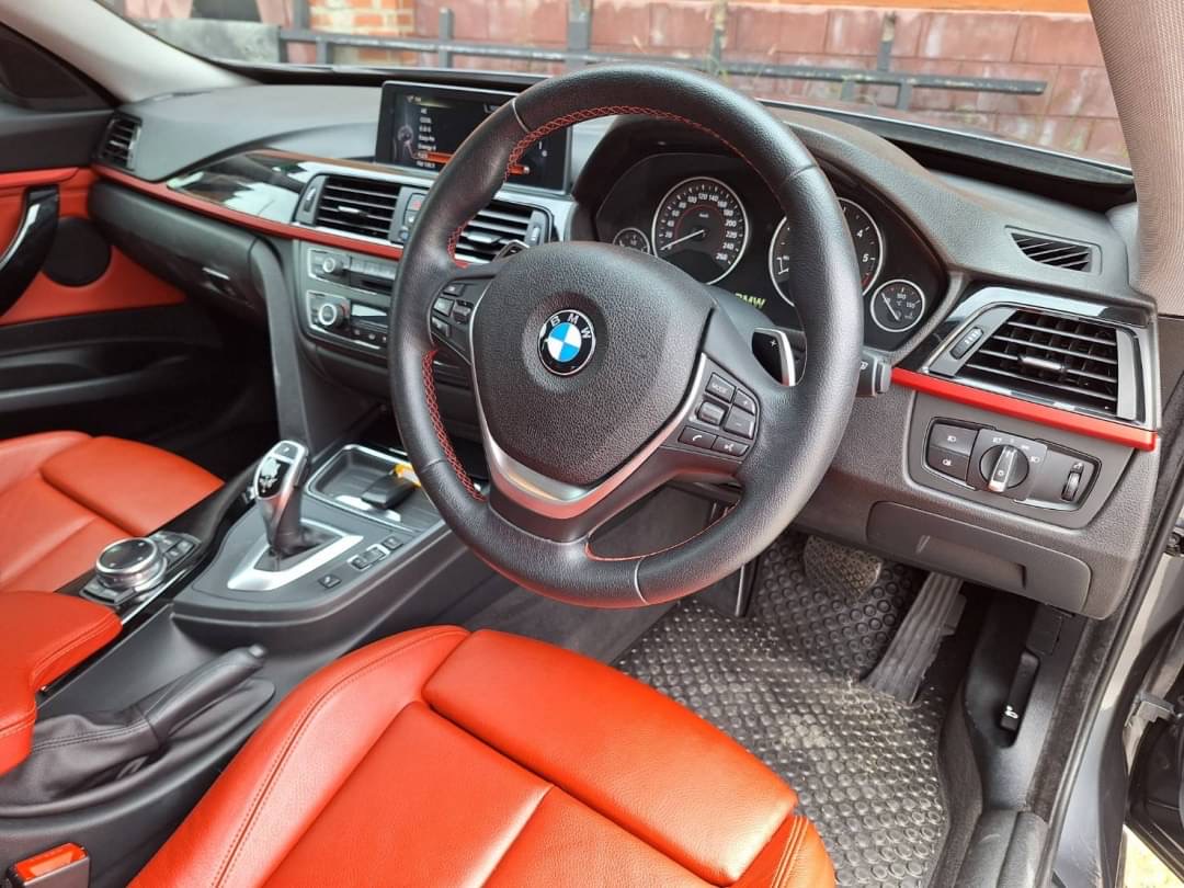 2015 BMW 320d GT Sport สีเทา (รูปที่ 6)