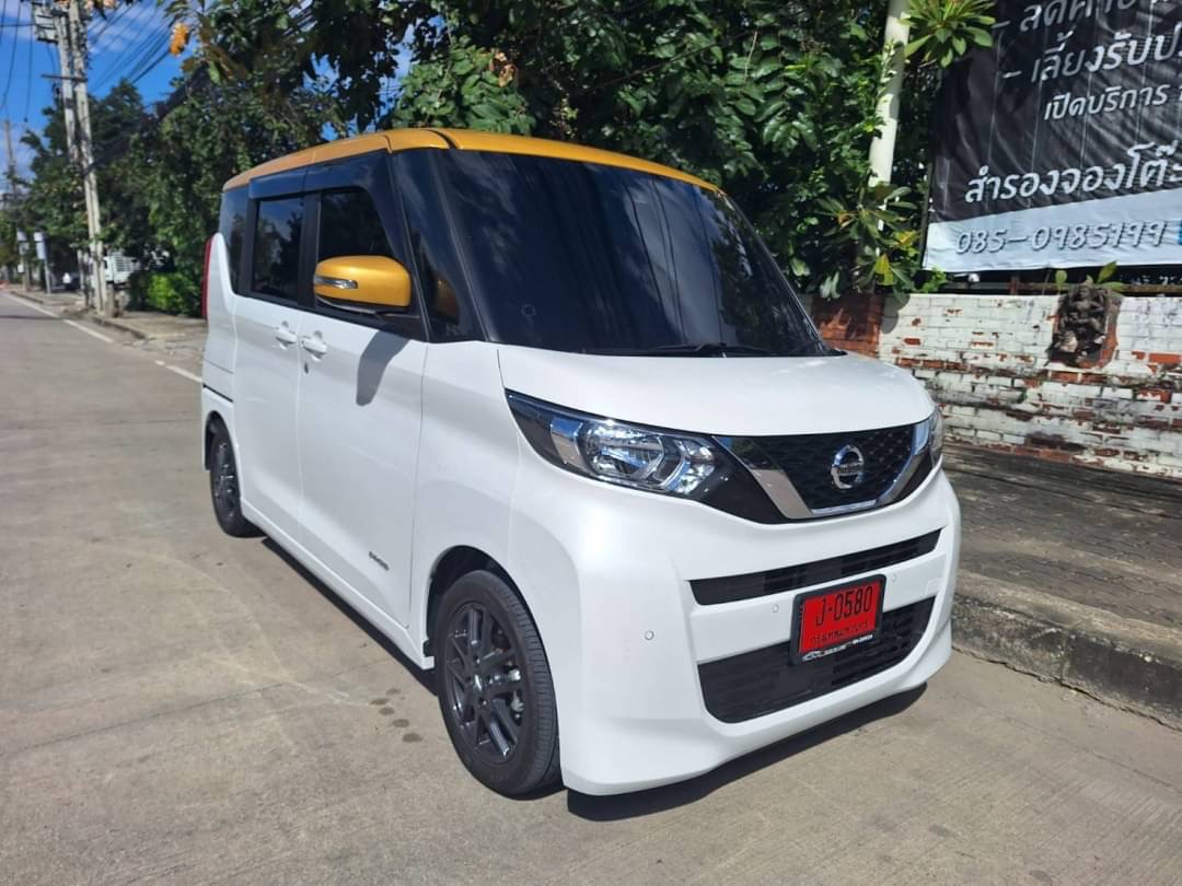 2023 Nissan Roox สีขาว (รูปที่ 4)