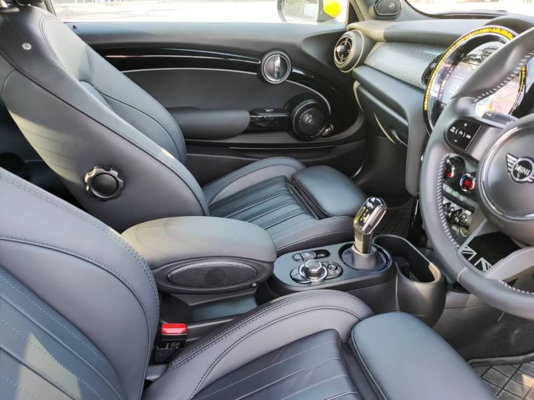 2021 Mini Cooper (Hatch) Look3 F55 (5 ประตู) สีน้ำเงิน (รูปที่ 15)