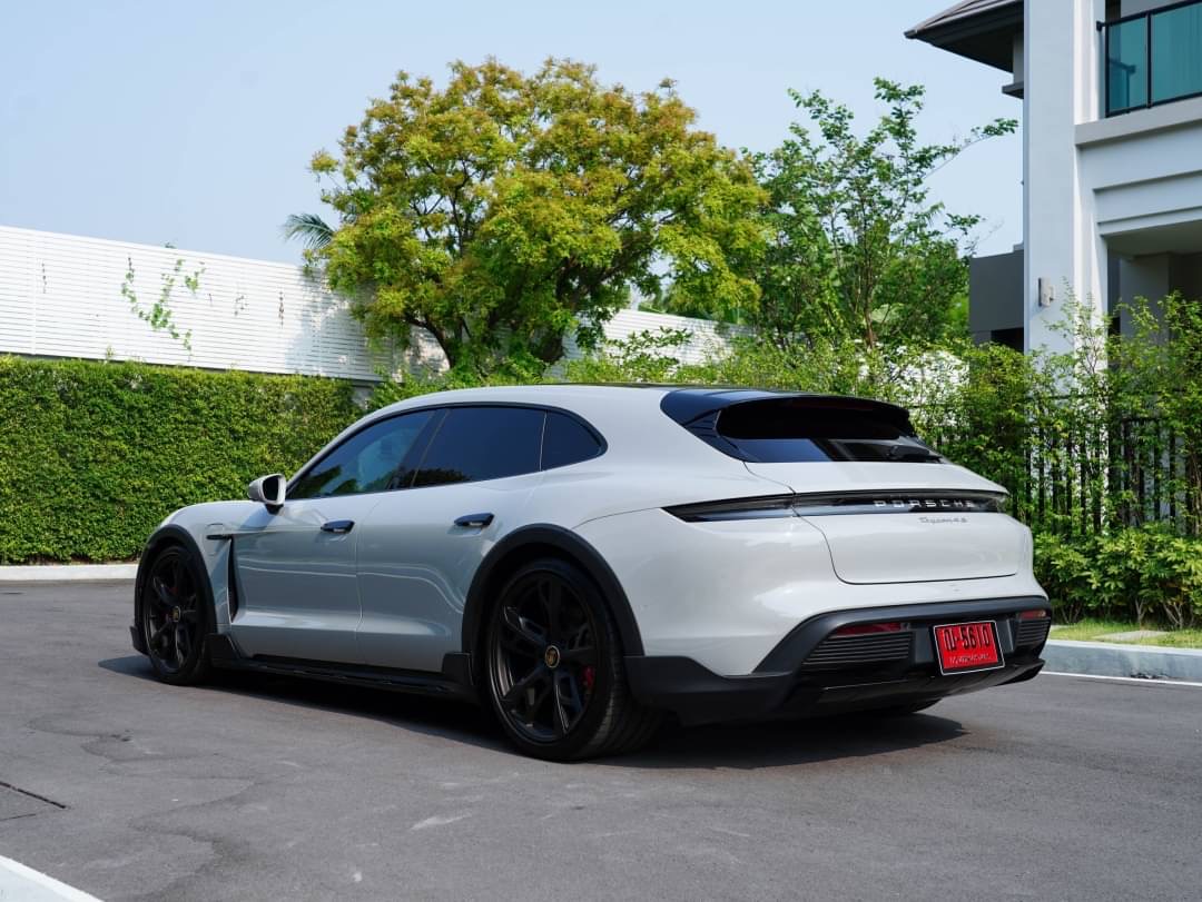 2022 Porsche Taycan 4S สีเทา (รูปที่ 4)