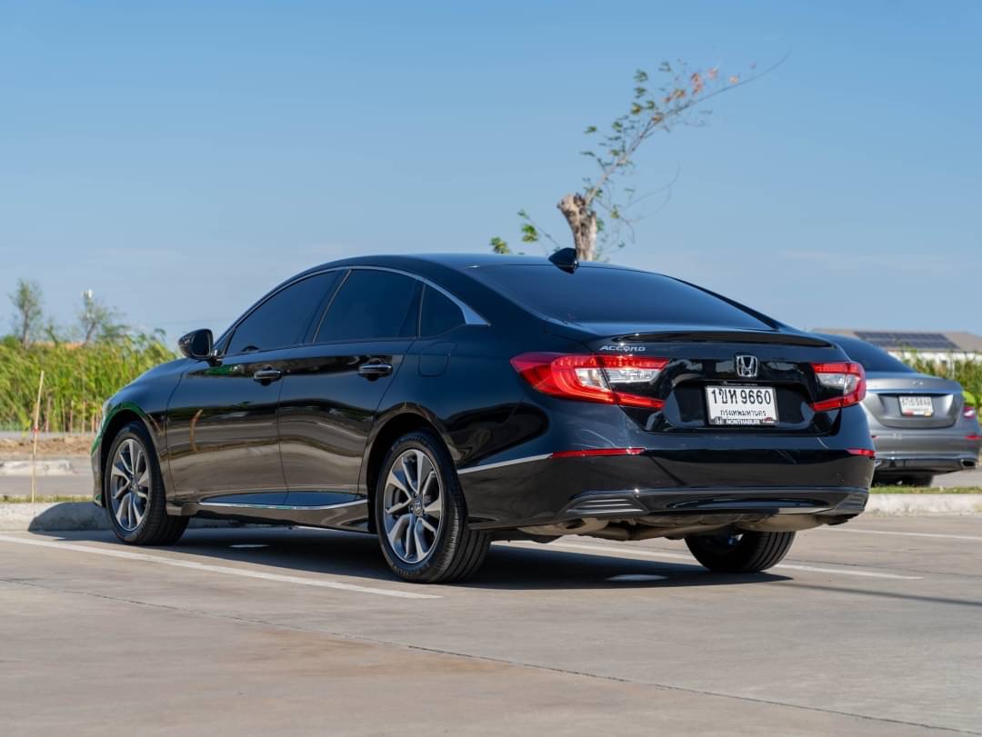 2021 Honda Accord สีดำ (รูปที่ 5)