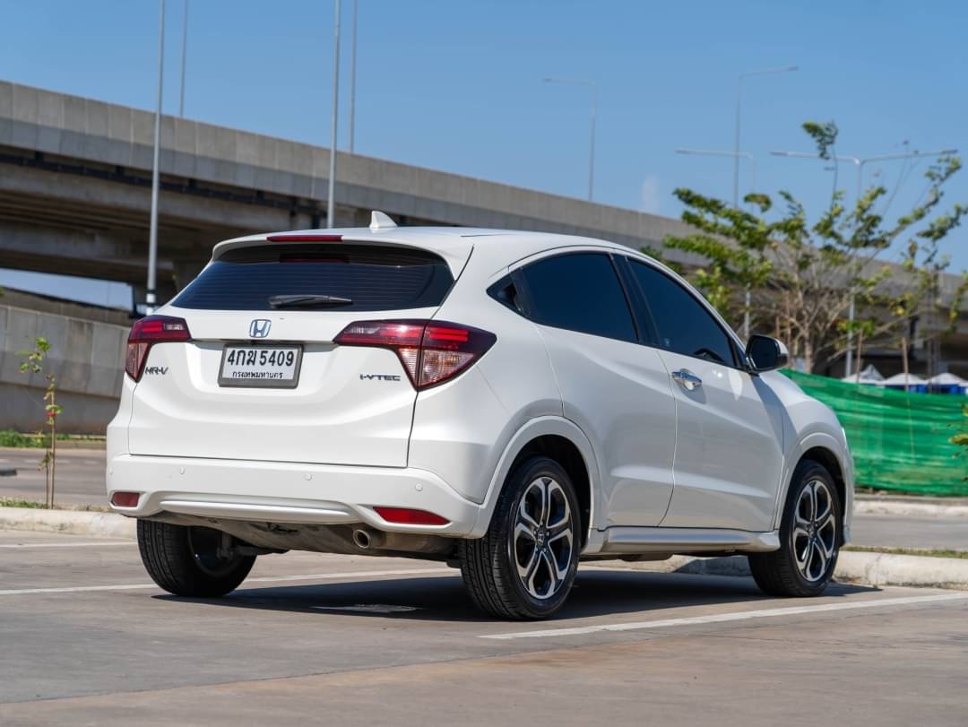 2015 Honda HR-V สีขาว (รูปที่ 6)