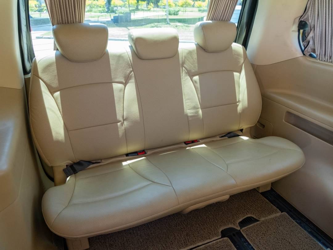 2019 Hyundai H-1 สีดำ (รูปที่ 10)