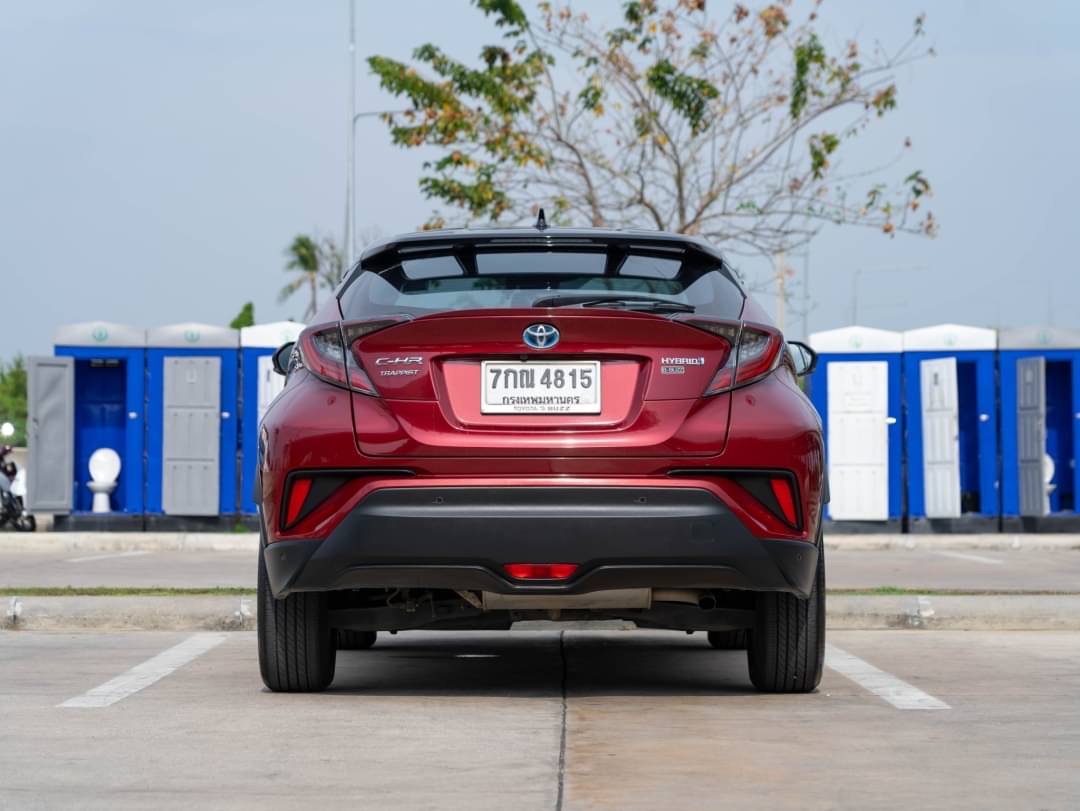 2018 Toyota C-HR สีแดง (รูปที่ 6)