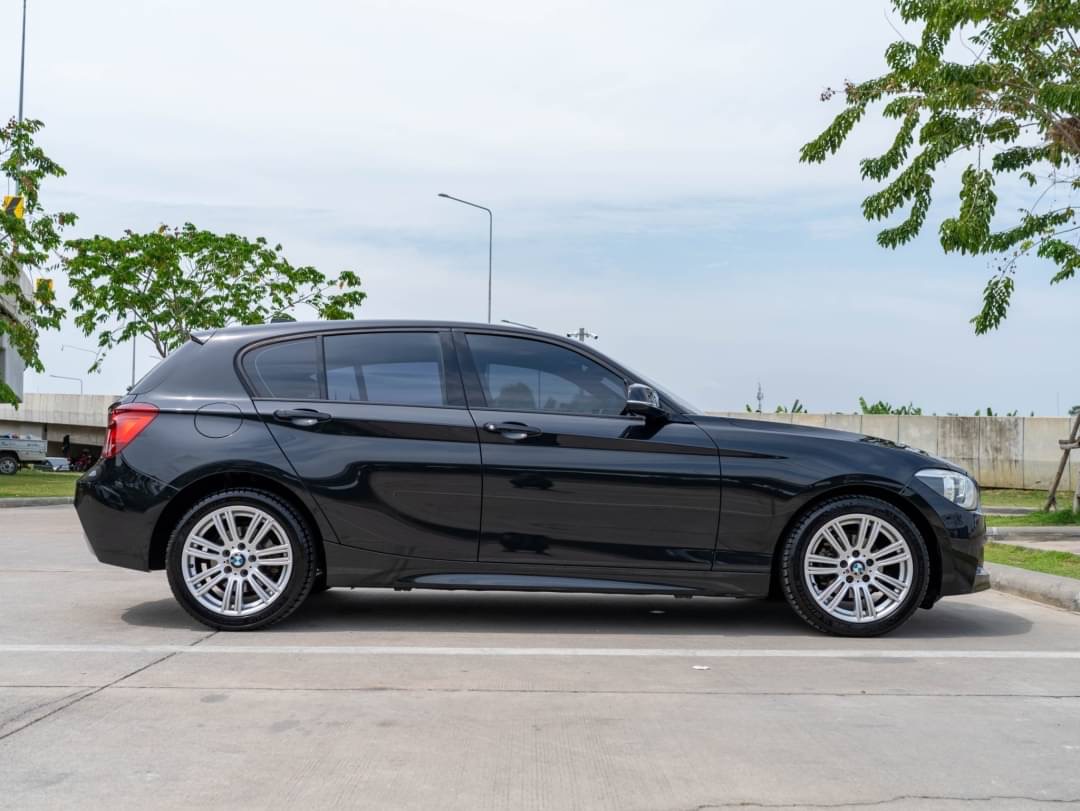 2014 BMW 116i สีดำ