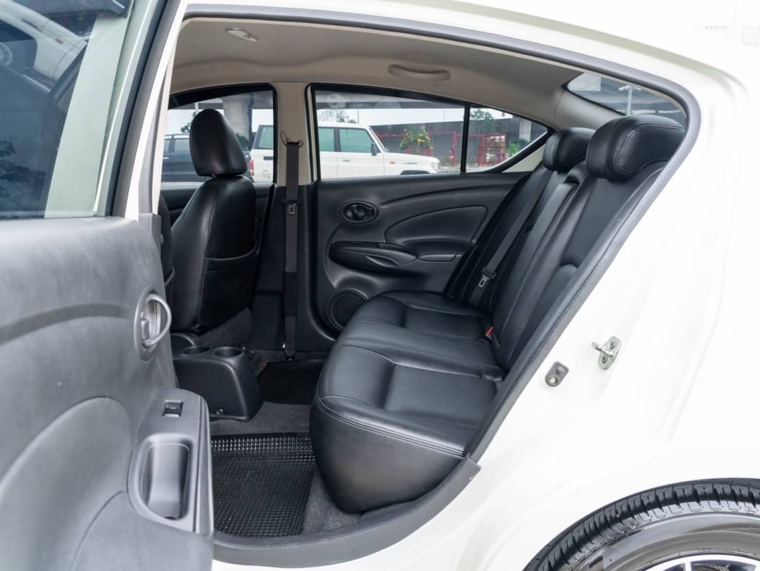 2014 Nissan Almera สีขาว (รูปที่ 12)