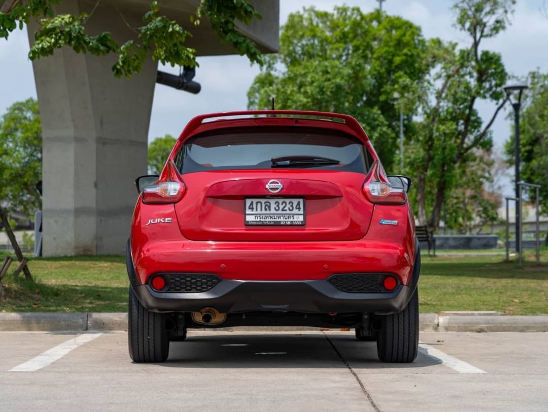 2016 Nissan Juke สีแดง (รูปที่ 5)