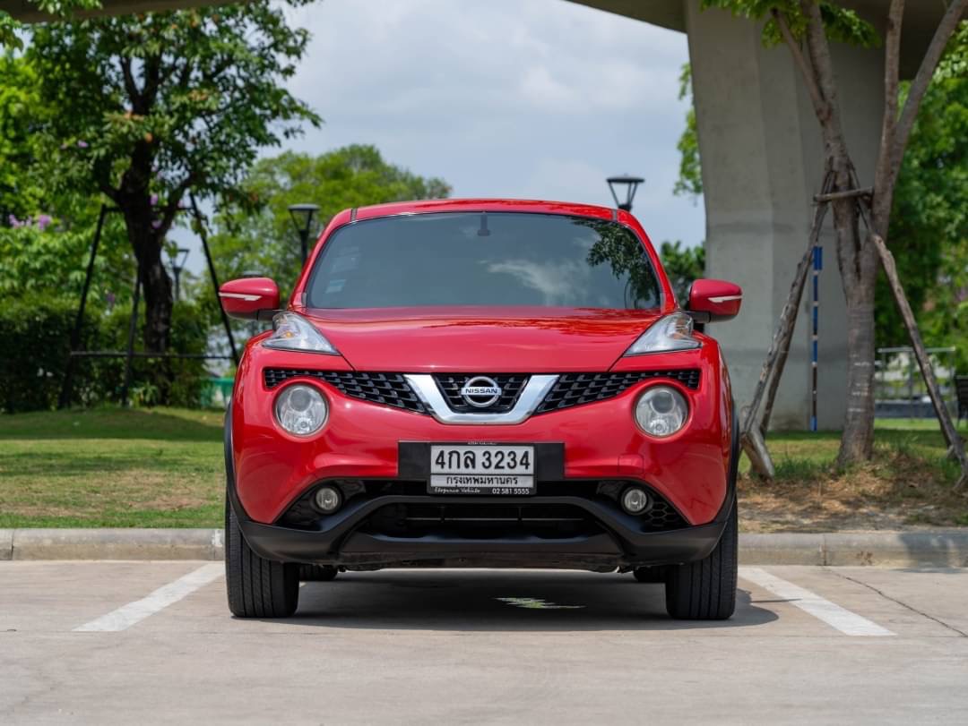 2016 Nissan Juke สีแดง (รูปที่ 2)