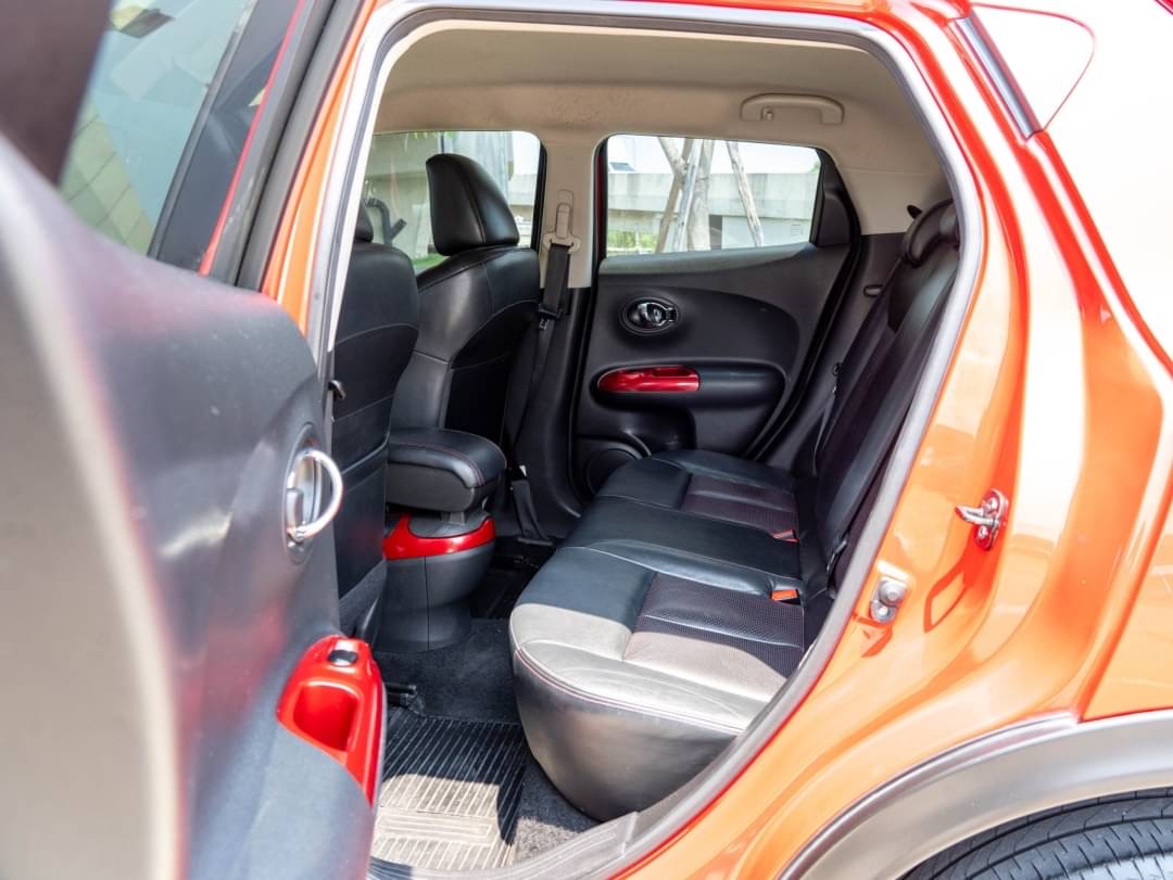2016 Nissan Juke สีแดง (รูปที่ 3)